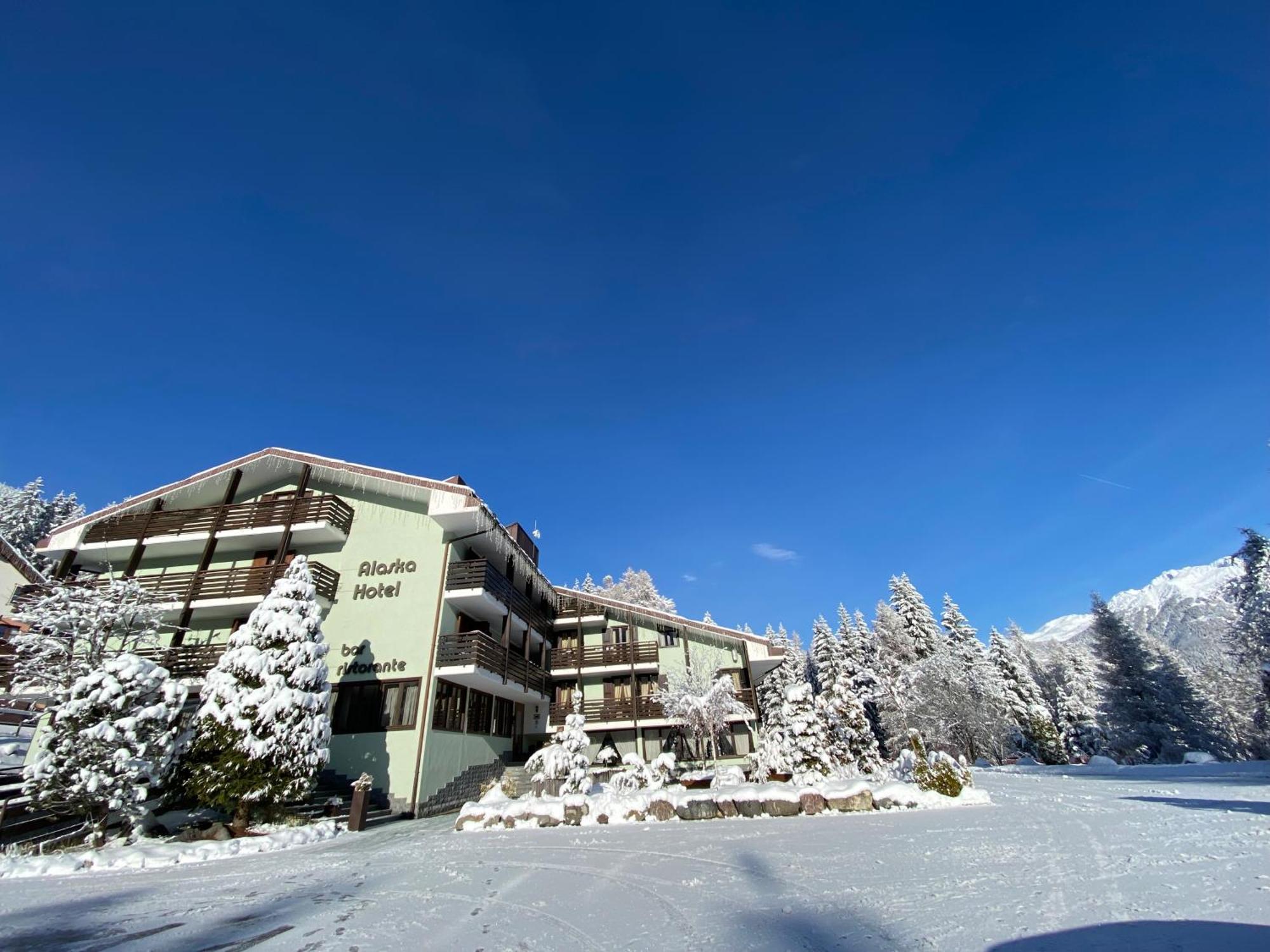 Hotel Alaska Folgarida Exteriör bild