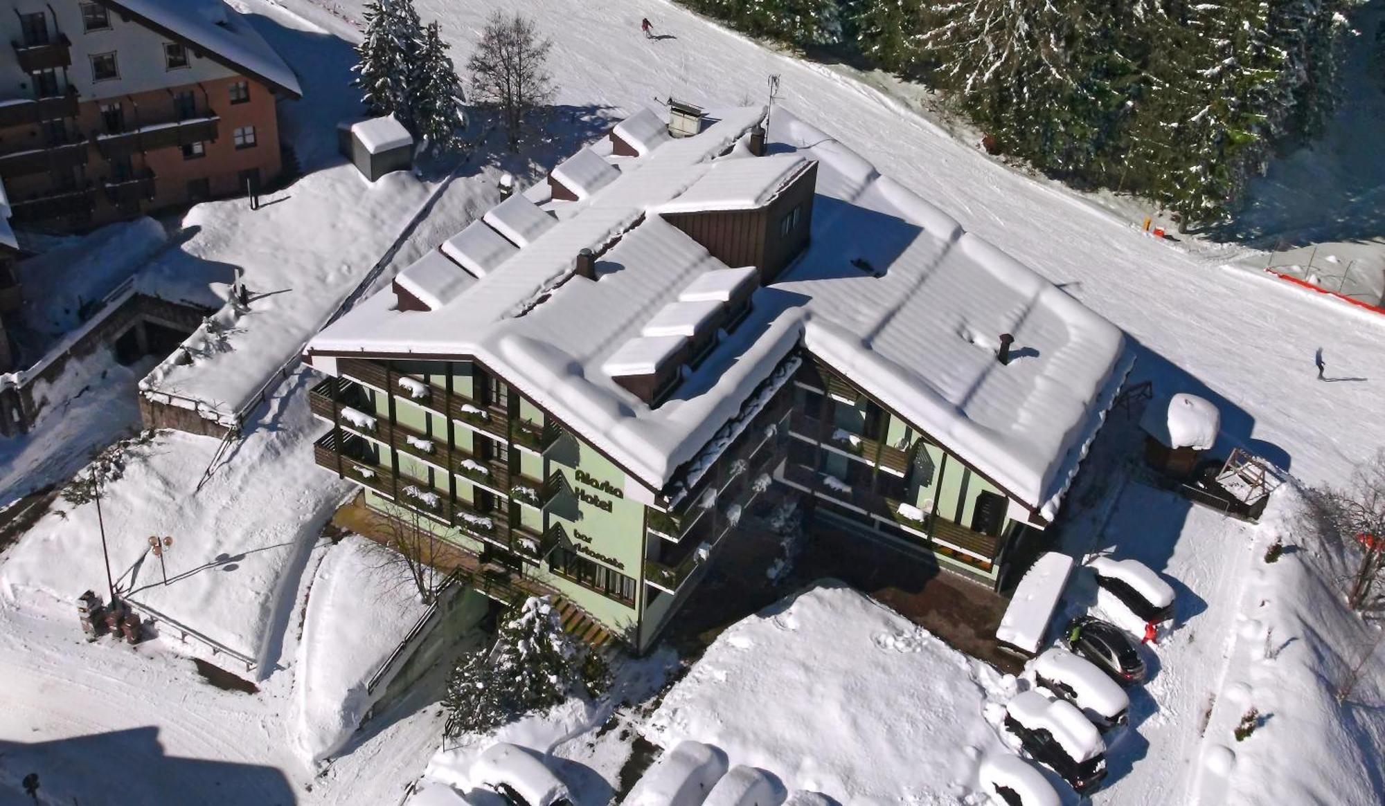 Hotel Alaska Folgarida Exteriör bild