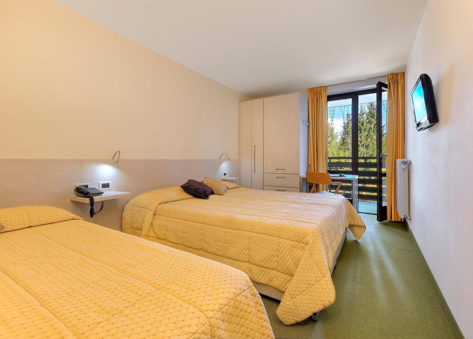 Hotel Alaska Folgarida Exteriör bild